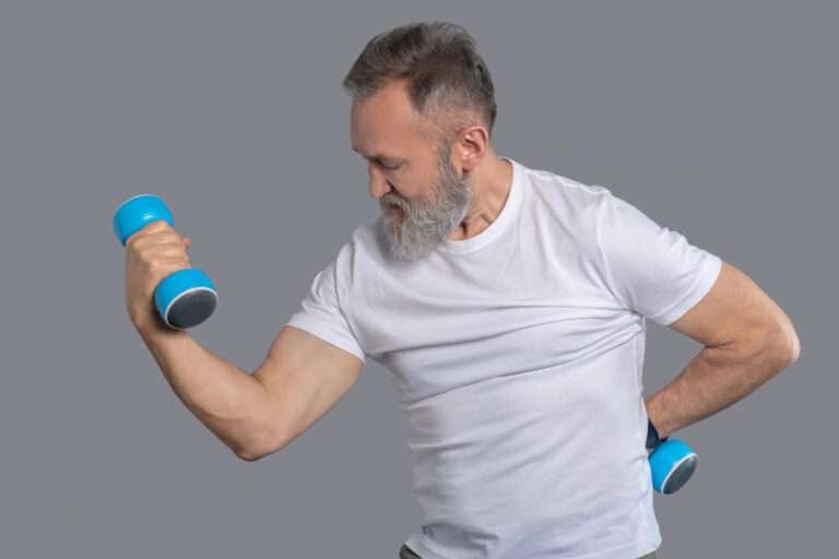 Shoulder Exercises with Dumbbells: Strengthen Your Upper Body
